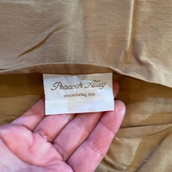 Peacock Alley Virtuoso Standard Shams, Set of 2 - Picture 6 of 8